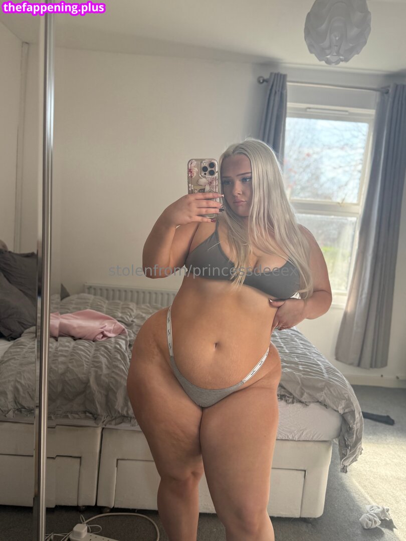 111.dg / 111.dgm / deedoo62 / diana__guseva_111 / princessdeeex Foto OnlyFans Nua #28