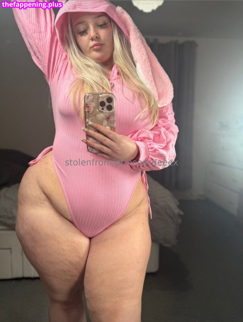 111.dg / 111.dgm / deedoo62 / diana__guseva_111 / princessdeeex Fotografie OnlyFans Dezbrăcată #34