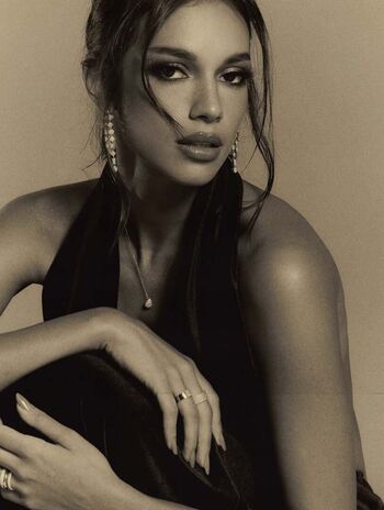Alane Dias