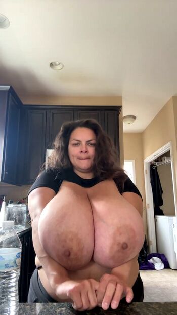 Alaura Grey