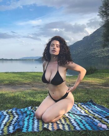 Anna Pittureri