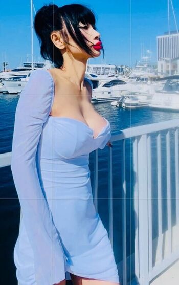 Bai Ling