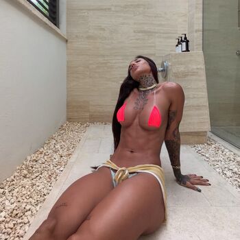 Bakhar Nabieva / Бахар Набиева