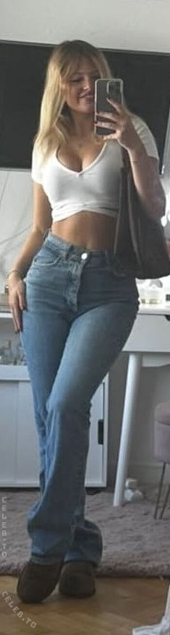 Chanelle.fms