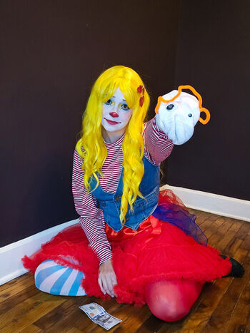 Clown Girls