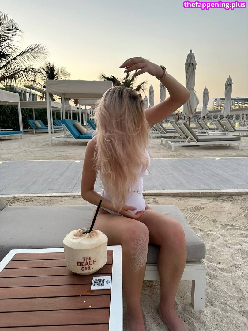 Elizaveta Stefanovna / Genlistef / jenandfreddie Foto OnlyFans Nua #7