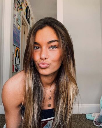 Hopie Schlenker