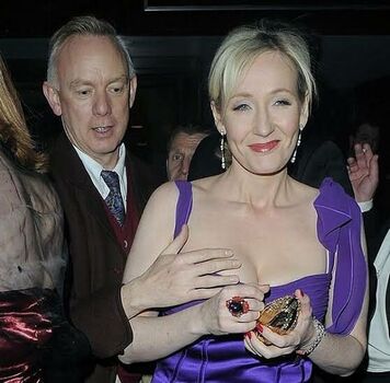 Joanne K Rowling