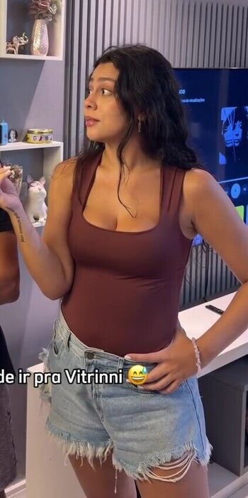 Julia Alvarenga