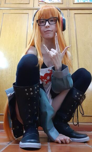 Kiki Glitter Cosplay