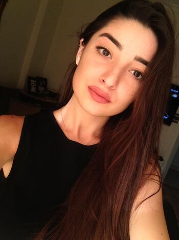 Lebanese Girls