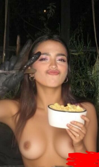 Maia Reficco
