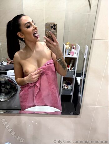 MiaMMonroe
