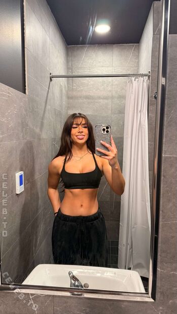 Mikayla Campinos