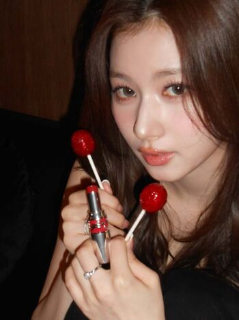 Minatozaki Sana