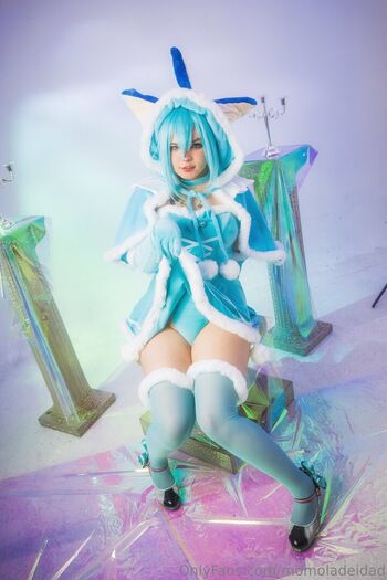 Momoiro Cosplay