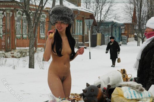 Nackt In Russland