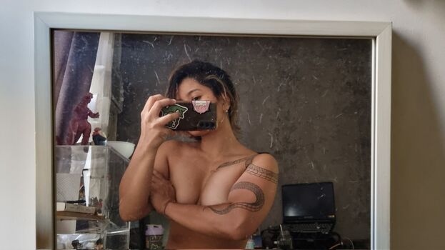 Nyaaati