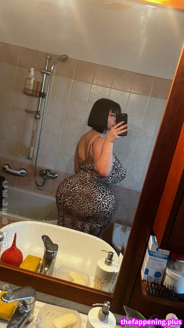 Mxmmytina / VVALENTINABONETALLI 누드 OnlyFans 사진 #87